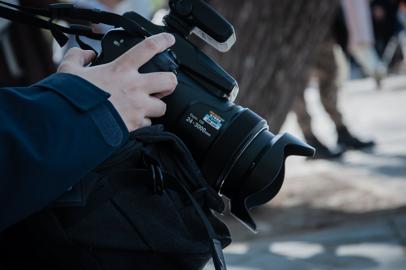 Make: NIKON CORPORATION
Model: NIKON D90
DateTimeOriginal: 2024:03:31 15:38:16
ISOSpeedRatings: 200
LensModel: 18.0-105.0 mm f/3.5-5.6
ExposureTime: 0.00625
FocalLength: 85.0
FNumber: 6.3
