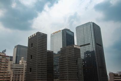 Make: NIKON CORPORATION
Model: NIKON D90
DateTimeOriginal: 2024:04:13 16:09:10
ISOSpeedRatings: 200
LensModel: 18.0-105.0 mm f/3.5-5.6
ExposureTime: 0.0005
FocalLength: 24.0
FNumber: 7.1
