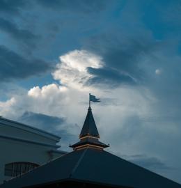 Make: NIKON CORPORATION
Model: NIKON Z 5
DateTimeOriginal: 2024:08:04 18:24:33
ISOSpeedRatings: 100
LensModel: NIKKOR Z 24-50mm f/4-6.3
ExposureTime: 0.01
FocalLength: 50.0
FNumber: 8.0