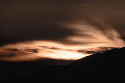 Make: NIKON CORPORATION
Model: NIKON Z 5
DateTimeOriginal: 2024:08:01 19:14:31
ISOSpeedRatings: 100
LensModel: TAMRON 70-300mm F/4.5-6.3 Di III RXD A047Z
ExposureTime: 0.001
FocalLength: 300.0
FNumber: 13.0