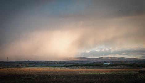 Make: NIKON CORPORATION
Model: NIKON Z 5
DateTimeOriginal: 2024:10:01 17:28:15
ISOSpeedRatings: 360
LensModel: TAMRON 70-300mm F/4.5-6.3 Di III RXD A047Z
ExposureTime: 0.00625
FocalLength: 70.0
FNumber: 6.3
