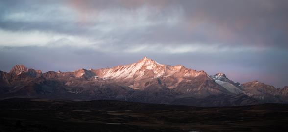 Make: NIKON CORPORATION
Model: NIKON Z 5
DateTimeOriginal: 2025:01:21 18:40:18
ISOSpeedRatings: 1600
LensModel: TAMRON 70-300mm F/4.5-6.3 Di III RXD A047Z
ExposureTime: 0.003125
FocalLength: 98.0
FNumber: 5.6
