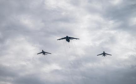 Make: NIKON CORPORATION
Model: NIKON Z 5
DateTimeOriginal: 2025:08:24 10:20:38
ISOSpeedRatings: 100
LensModel: NIKKOR Z 24-120mm f/4 S
ExposureTime: 0.0004
FocalLength: 120.0
FNumber: 5.6
