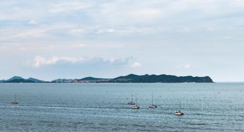 Make: NIKON CORPORATION
Model: NIKON Z 5
DateTimeOriginal: 2025:10:02 15:23:41
ISOSpeedRatings: 250
LensModel: NIKKOR Z 24-120mm f/4 S
ExposureTime: 0.002
FocalLength: 44.0
FNumber: 5.6
